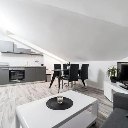 Center Mayess Aparment Zadar
